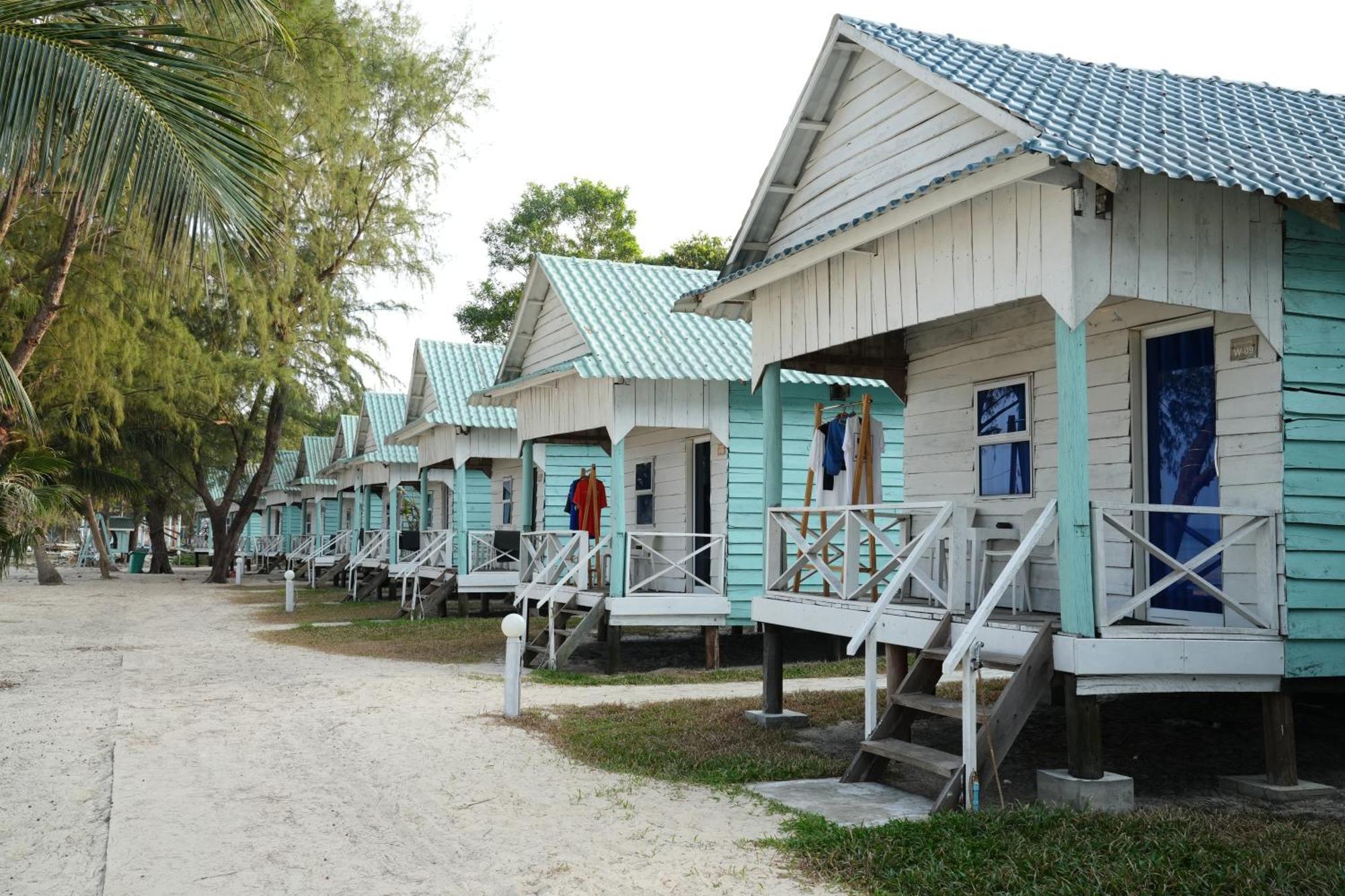 Sandy Beach Bungalows By Ehm Koh Rong Sanloem Extérieur photo