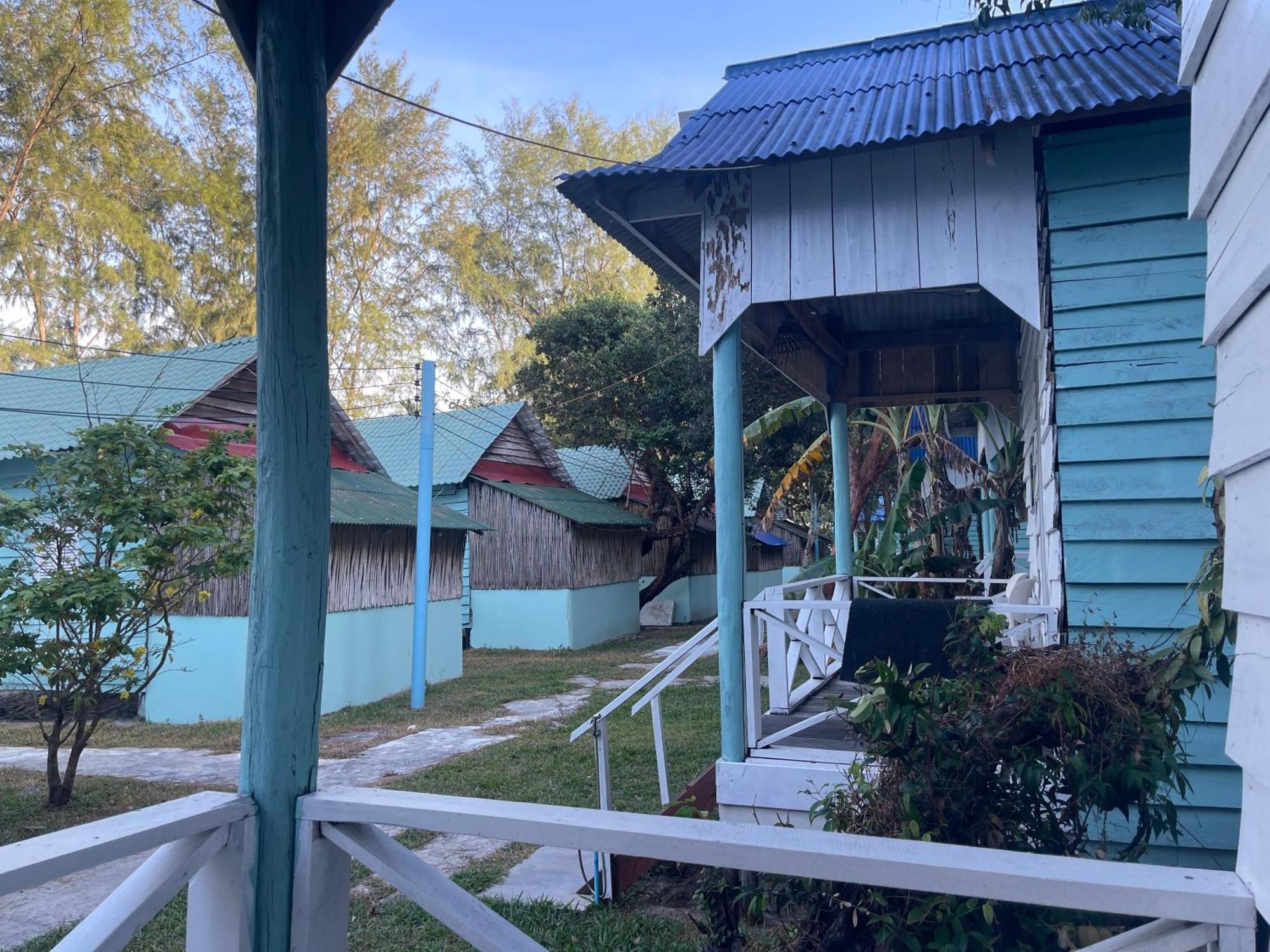 Sandy Beach Bungalows By Ehm Koh Rong Sanloem Extérieur photo