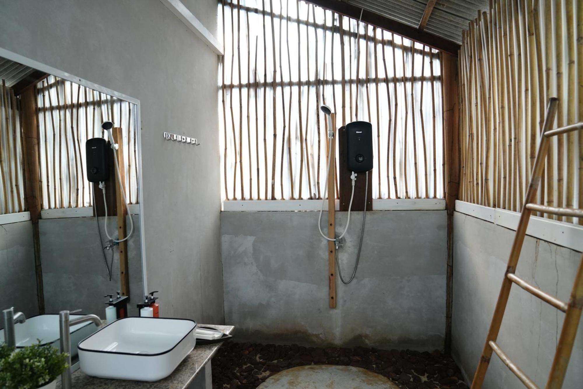 Sandy Beach Bungalows By Ehm Koh Rong Sanloem Extérieur photo